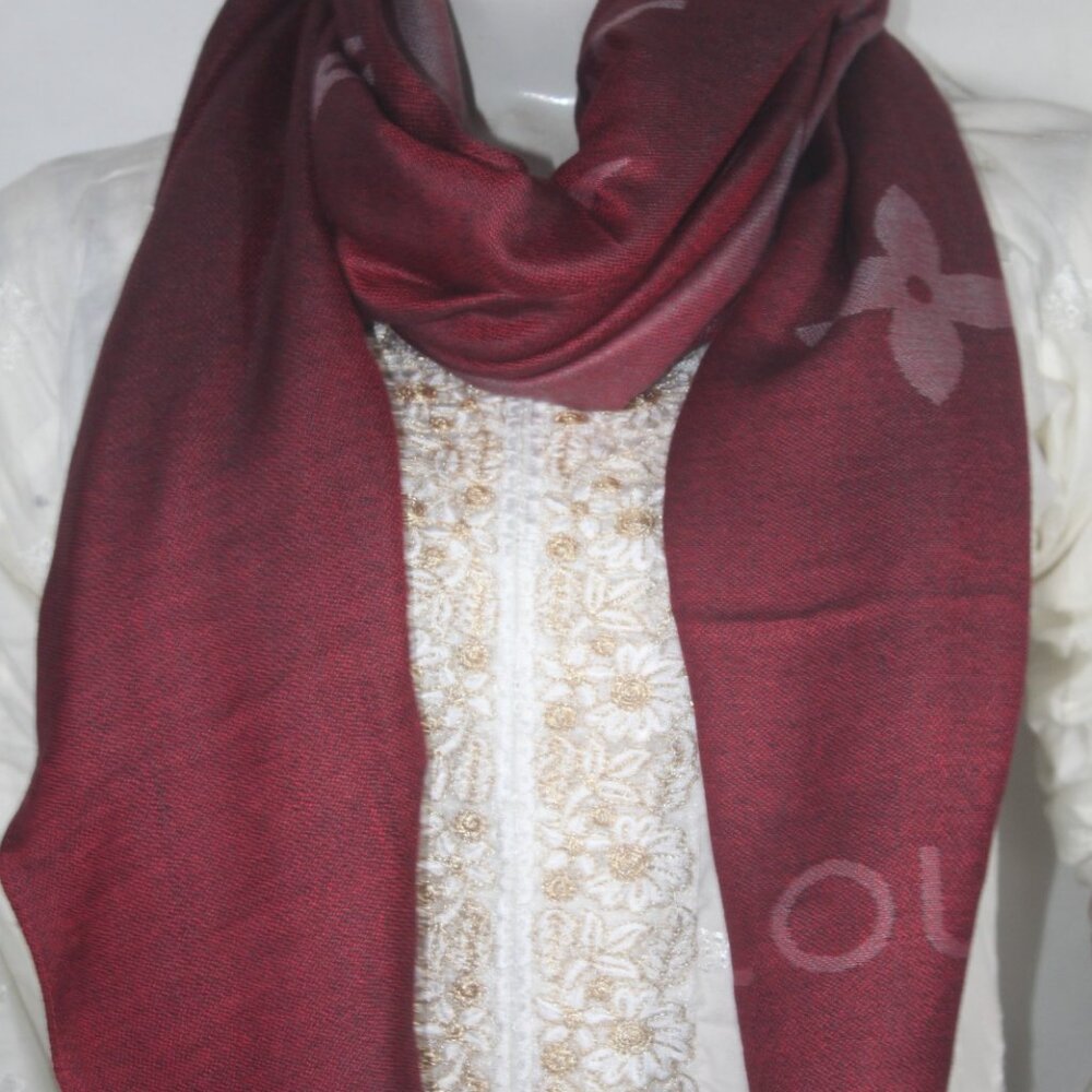 Authentic Louis Vuitton Wrap Scarf 60% Wool 40% Acrylic Stole Shawl Maroon Used. - Picture 10 of 10